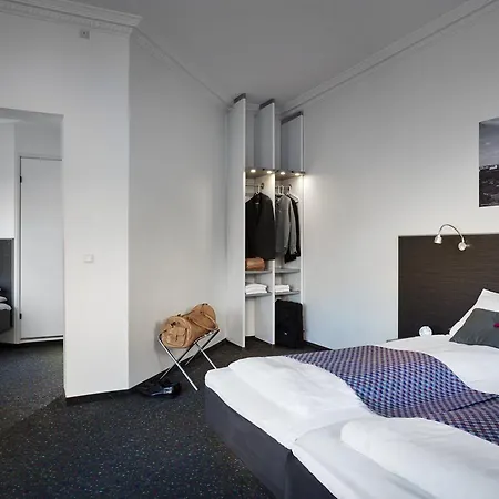 Cabinn Esbjerg 2*