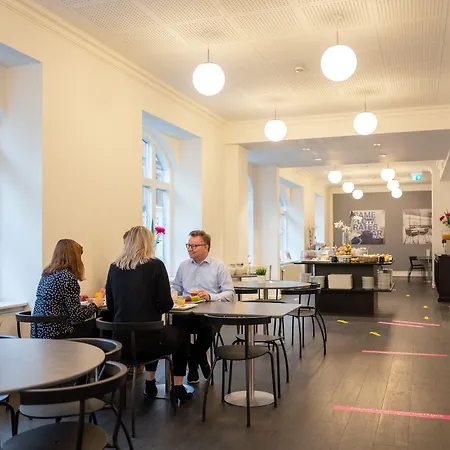 Cabinn Esbjerg 2*