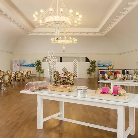 Cabinn Esbjerg Hotel